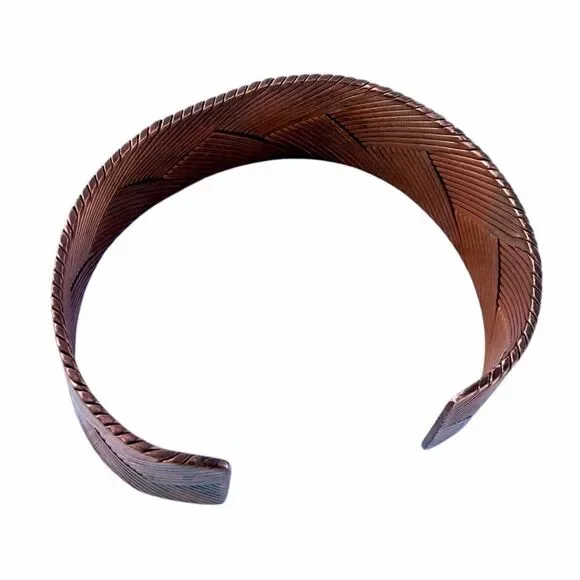 Vintage Copper Cuff Bracelet - Picture 8 of 10